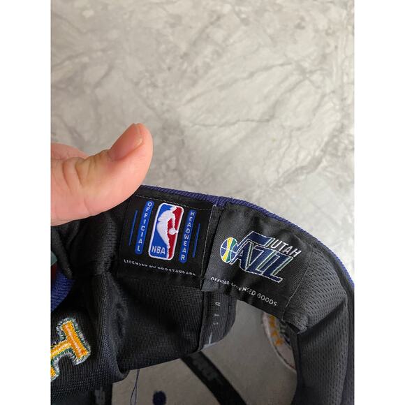 Utah Jazz Multiple-patch NBA Basketball Snapback Hat - Picture 10 of 11